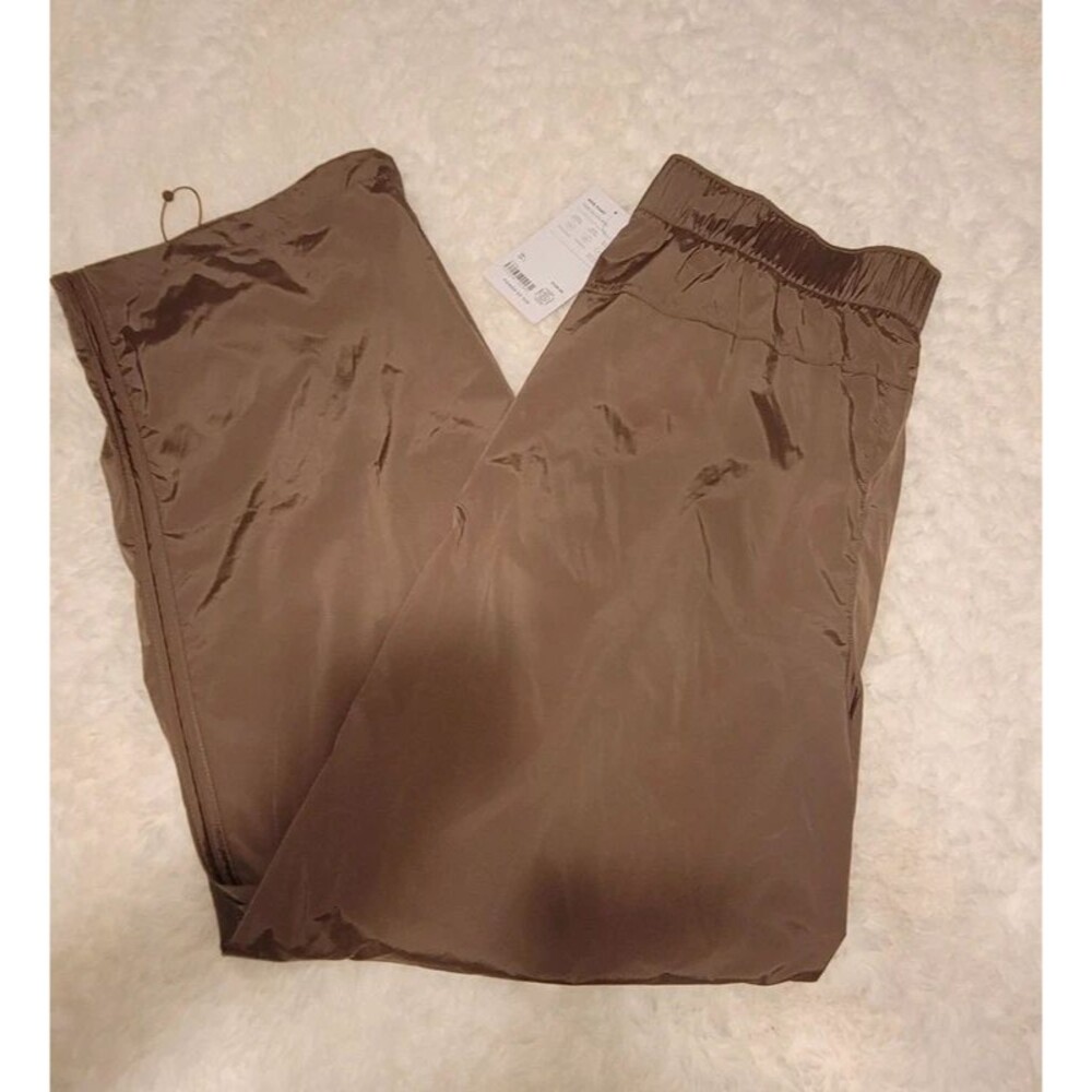 Athleta Rise Pant sz Large Water Resistant Brown Track Pants